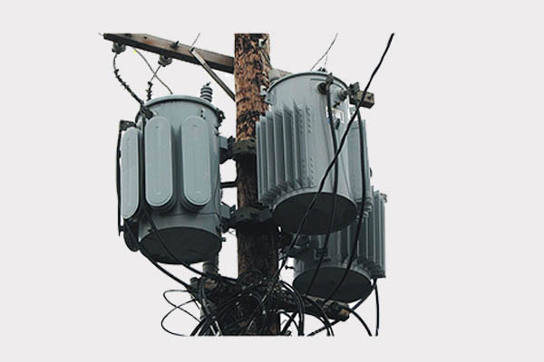 Single phase distribution transformers